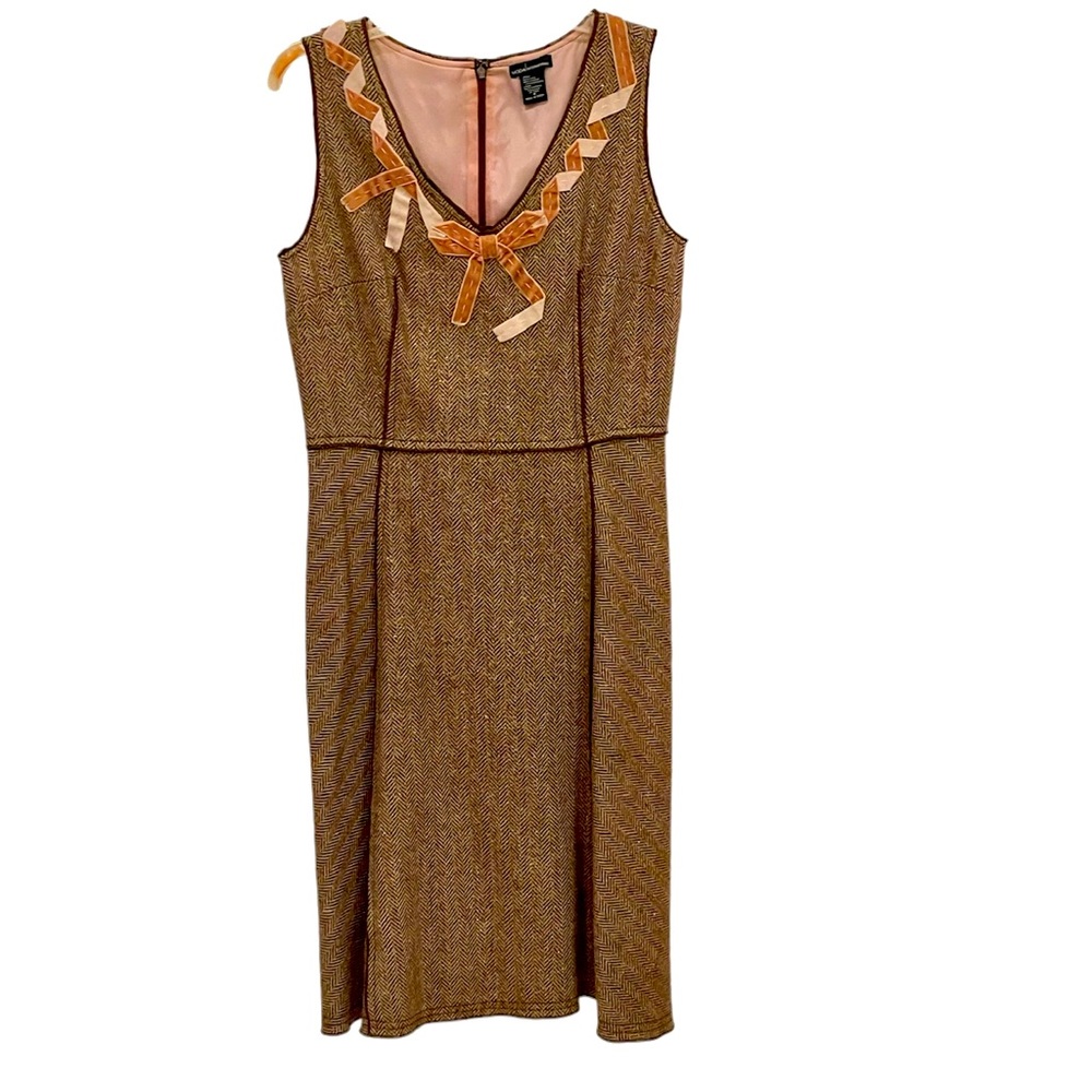 Sparkly brown tweed dress w/ribbon appliqué
